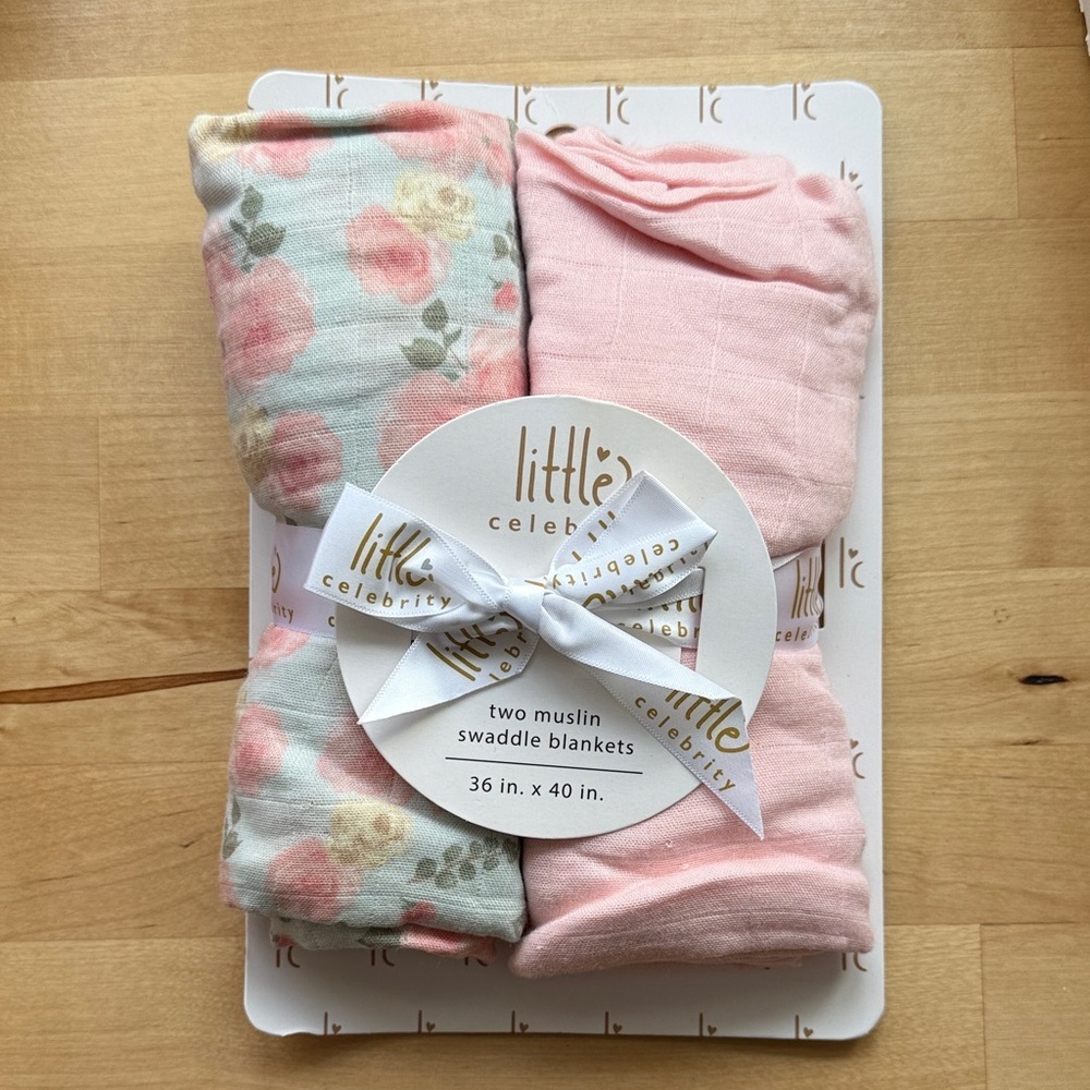 Pink and Floral Muslin Swaddle Blankets - Picture 1 of 2